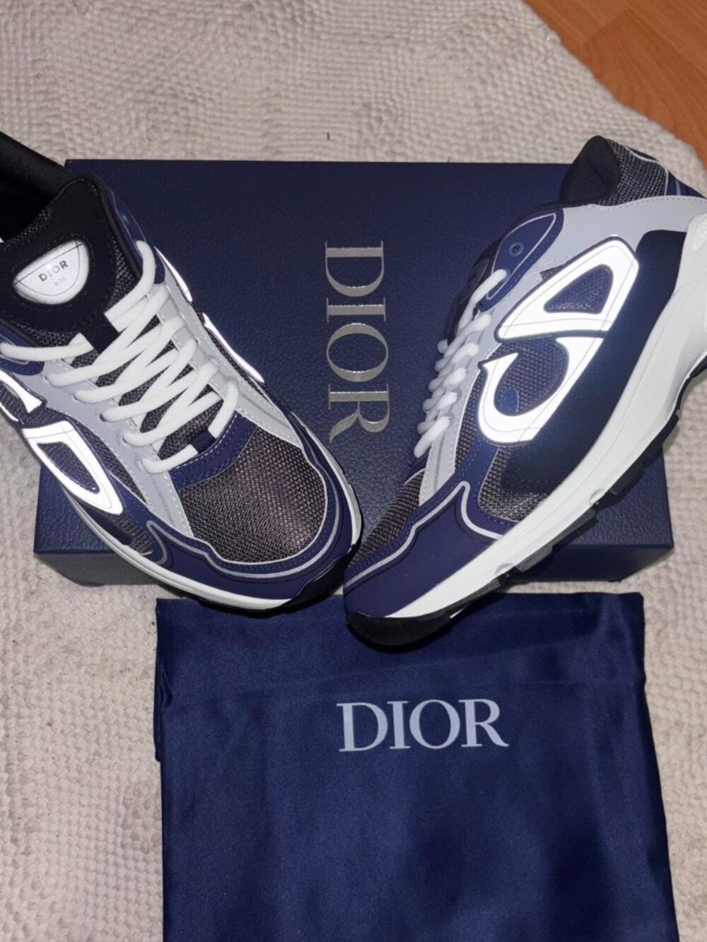 Brand new Dior b30